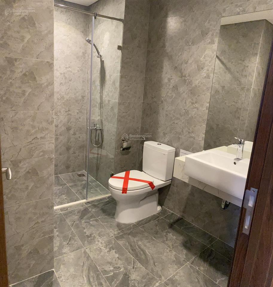 2 ngủ góc 65m2 tòa zurich giá 4 tỷ tầng đẹp tại ocp1