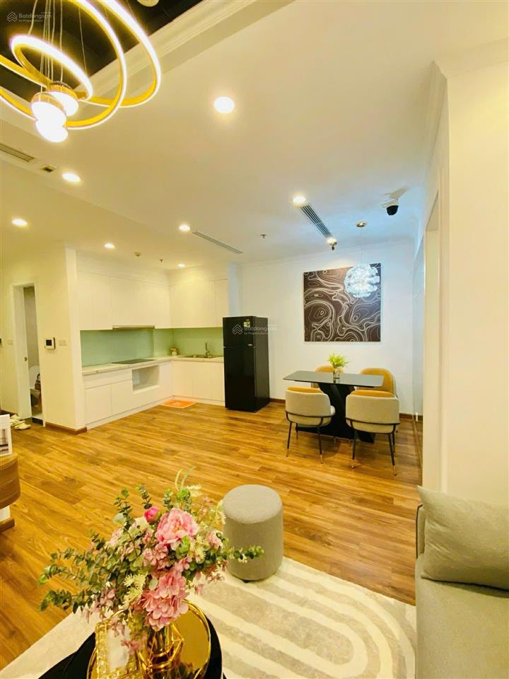 2 ngủ park 5 giá 6.8 tỷ rộng 80m2 dự án park hill times city