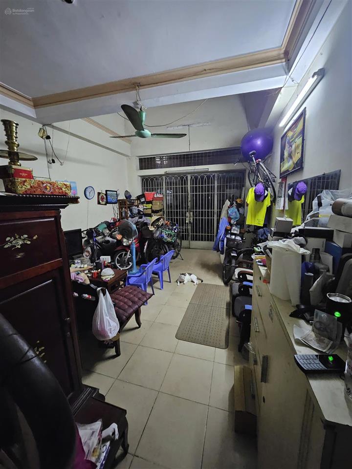 Ngay ngã 4 hàng xanh! bán nhà hxh bạch đằng (4,1x12m) sổ a4  5 tầng. nhà cũ tiện cải tạo, giáp q1.