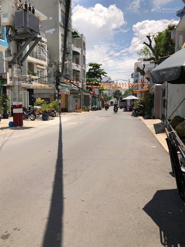 2mt hxt  sát mt! bán căn tăng bạt hổ  lê quang định (4,5x11m) 3 tầng 3pn. xe hơi ngủ nhà