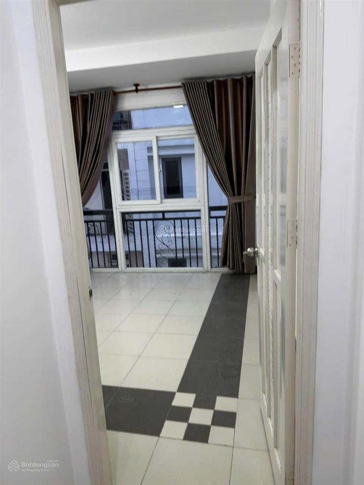 Hẻm nhựa  hxh thông  giáp phú nhuận! bán căn hoàng hoa thám (4x12m)  6 tầng 5pn. hđt 25tr/tháng.