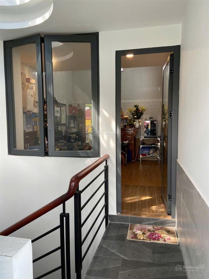 Hxt quay đầu  thông tứ phía! bán nhà hoàng hoa thám (41m2  sổ a4)  4 tầng. giáp phan đăng lưu
