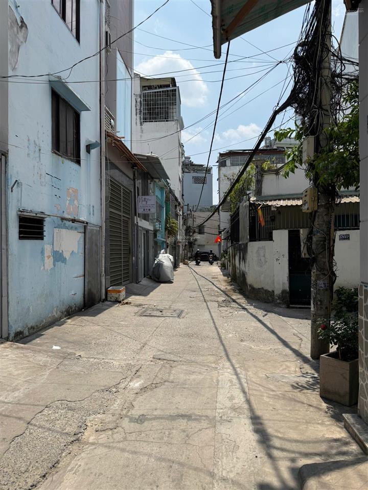 Hiếm! có thang máy  xe hơi quay đầu! bán nhà mới nguyễn xí (4x10m)  3 tầng  3pn. chỉ 8 tỷ tl