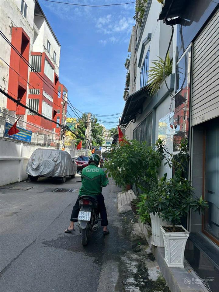 Sát mt  hẻm nhựa 6m  xe hơi né nhau! bán nhà hxh nguyễn văn thương (d1 cũ) (4x8m)  4 tầng, 4pn