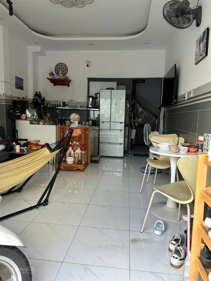 Sát mt  hẻm nhựa 6m  xe hơi né nhau! bán nhà hxh nguyễn văn thương (d1 cũ) (4x8m)  4 tầng, 4pn