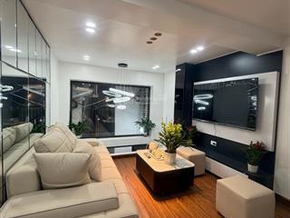 Siêu hiếm! bán nhà đường láng  đống đa 24m  5t  mt3m  giá 5,98 tỷ. nhà mới đẹp