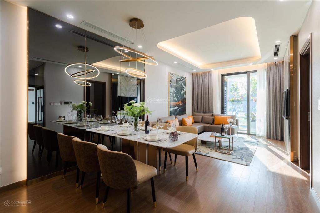 Hiếm bán căn 2 ngủ tòa d. le pont d'or ,36 hoàng cầu.tầng trung đẹp,sổ lâu dài,chủ nhà thiện chí