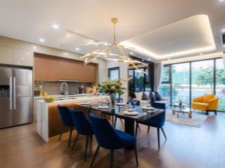 Hiếm cho thuê căn 4 ngủ 200m2 chung cư discovery, cầu giấy. full nội thất đẹp