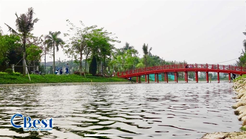 Bán căn 300m, đông nam giá 32,6 tỷ