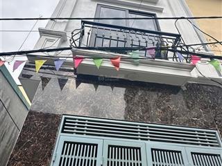 Nhà yên vĩnh 33/45m 4 tầng 6tỷlô góc nội thất hiện đại ! ô tô đỗ cửa lô góc 2 mặt thoáng