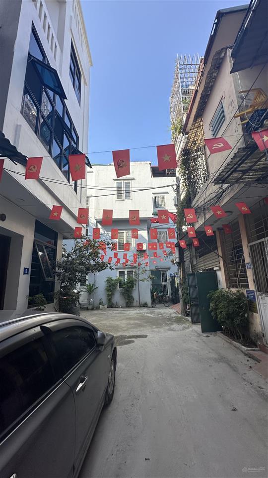 Nhà phú diễn 31m 4 tầng lô góc ô tô vào nhà sát hồ phú diễn, 2 mặt ô tô, ô tô vào n