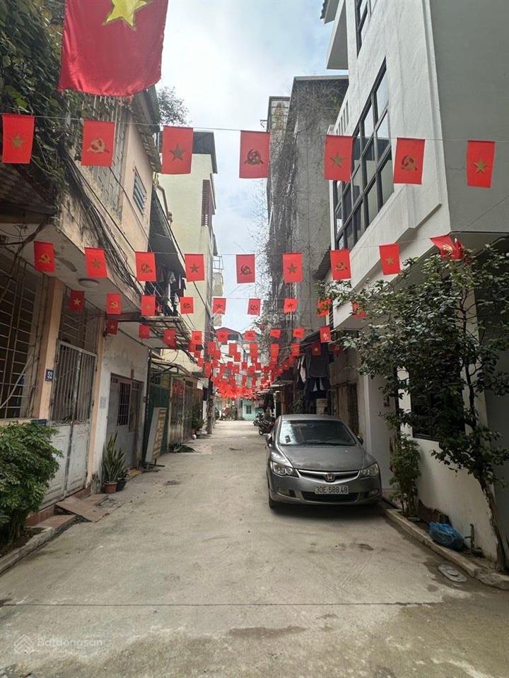 Nhà phú diễn 31m 4 tầng lô góc ô tô vào nhà sát hồ phú diễn, 2 mặt ô tô, ô tô vào n