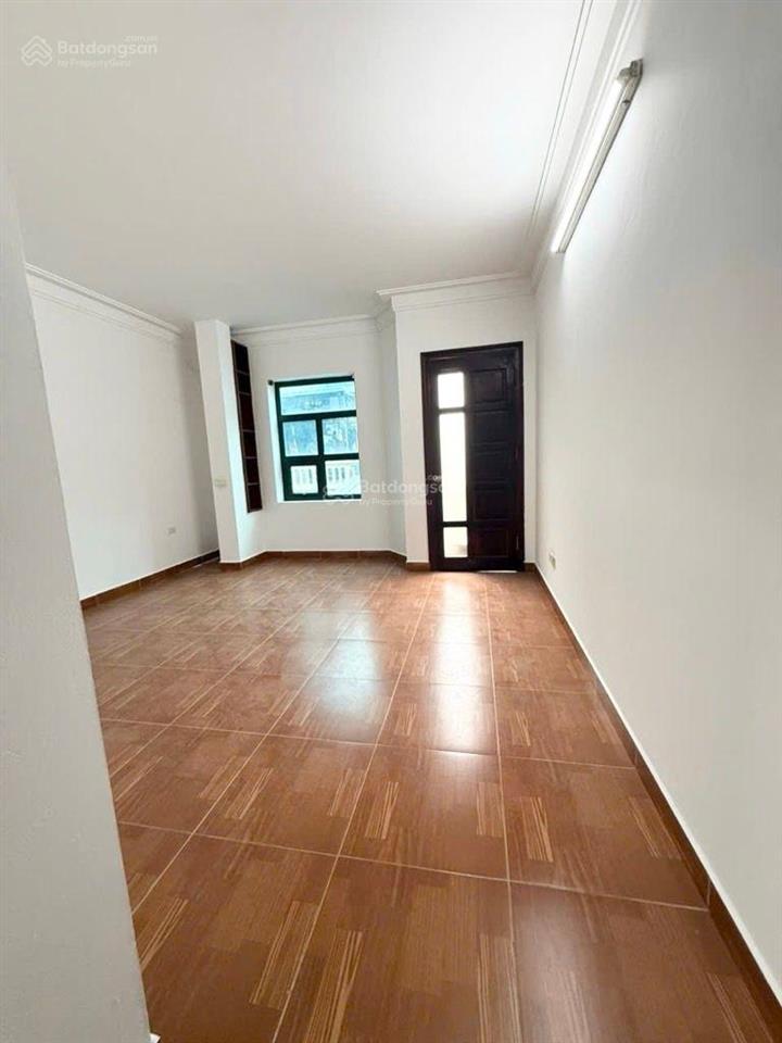 Nhà phú diễn 31m 4 tầng lô góc ô tô vào nhà sát hồ phú diễn, 2 mặt ô tô, ô tô vào n