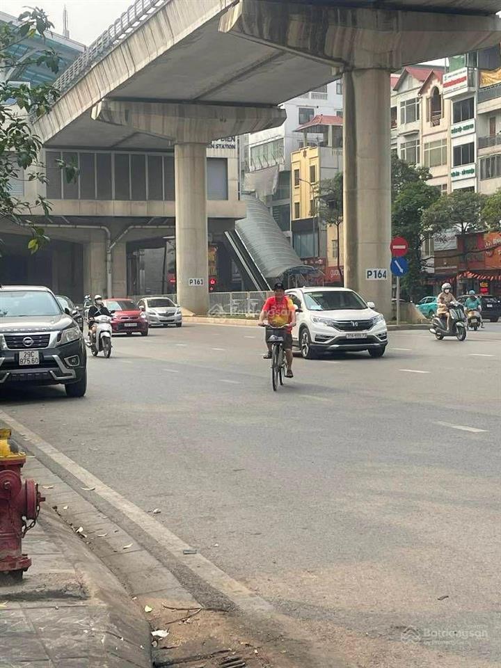 Siêu phẩm cầu diễn 7 tầng thang máy dòng tiền 400tr/năm cách metro cầu diễn 100m