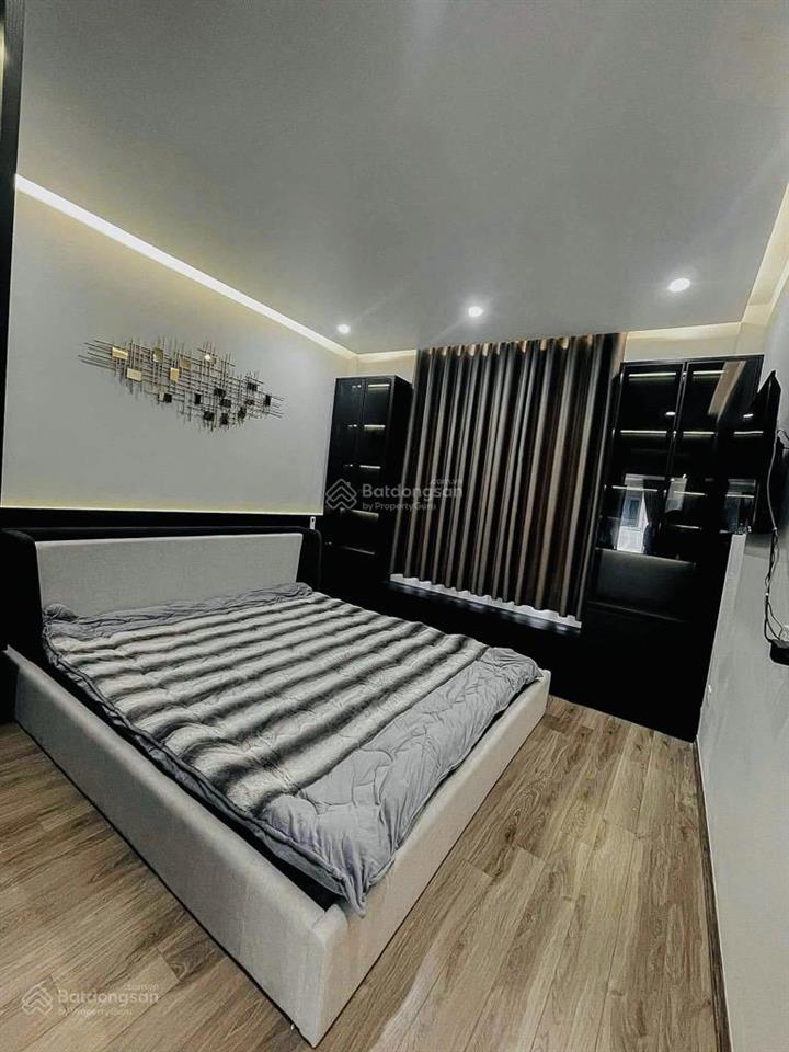 Nhà đẹp ô tô tránh kinh doanh tốt gần sát đh thành đô vị trí khu phân lô lai xá