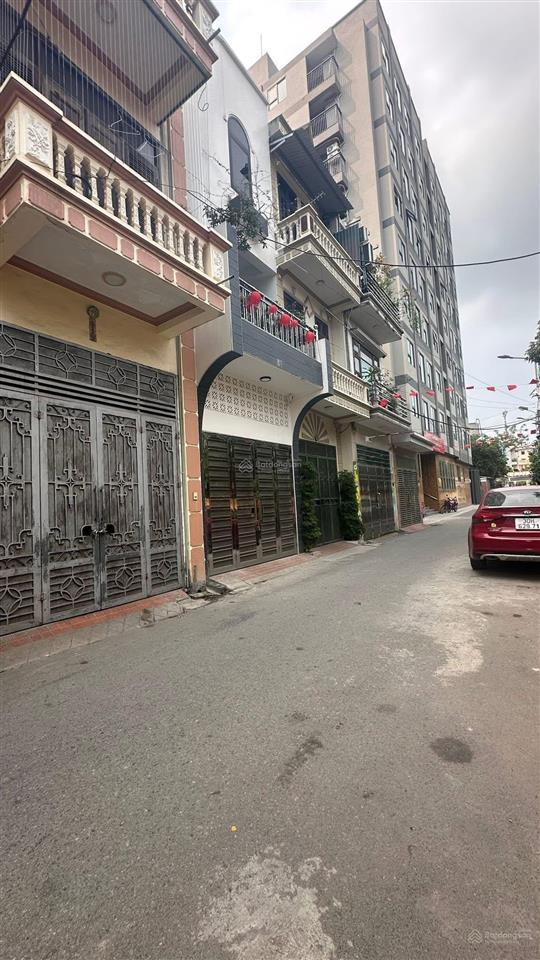 70m2 ô tô tránh phân lô quân đội lai xá hơn 9 tỷ nhà 3 tầng, thoáng trước sau, đường