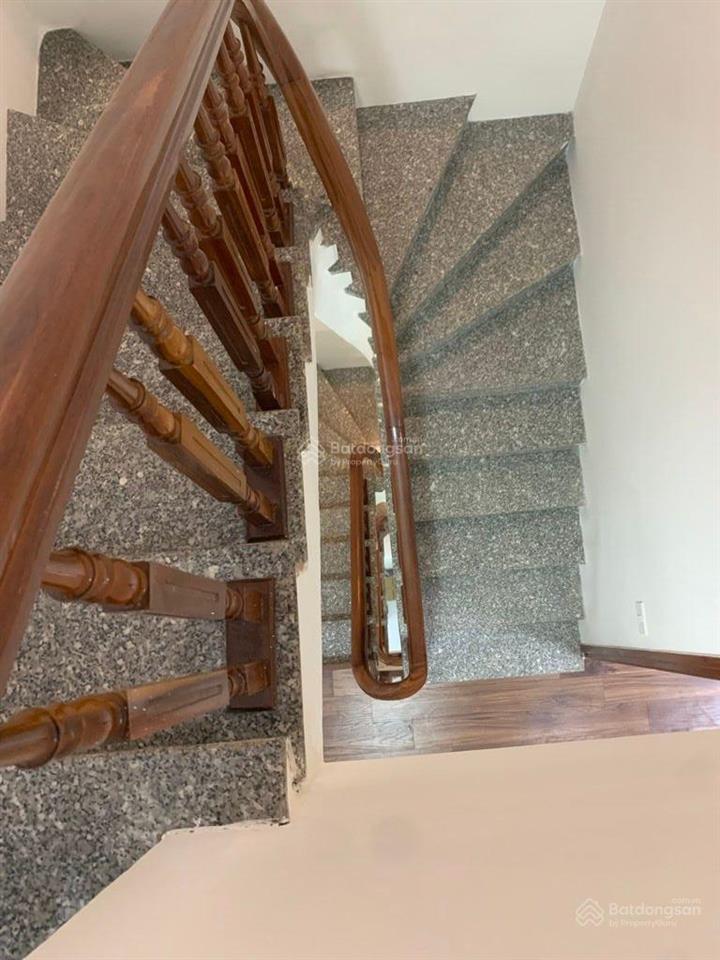 Nhà cầu diễn 42m x 4t 5pn hơn 8 tỷ tổ 27 cầu diễn, ngõ thông thoáng, gần mỹ đình hồ