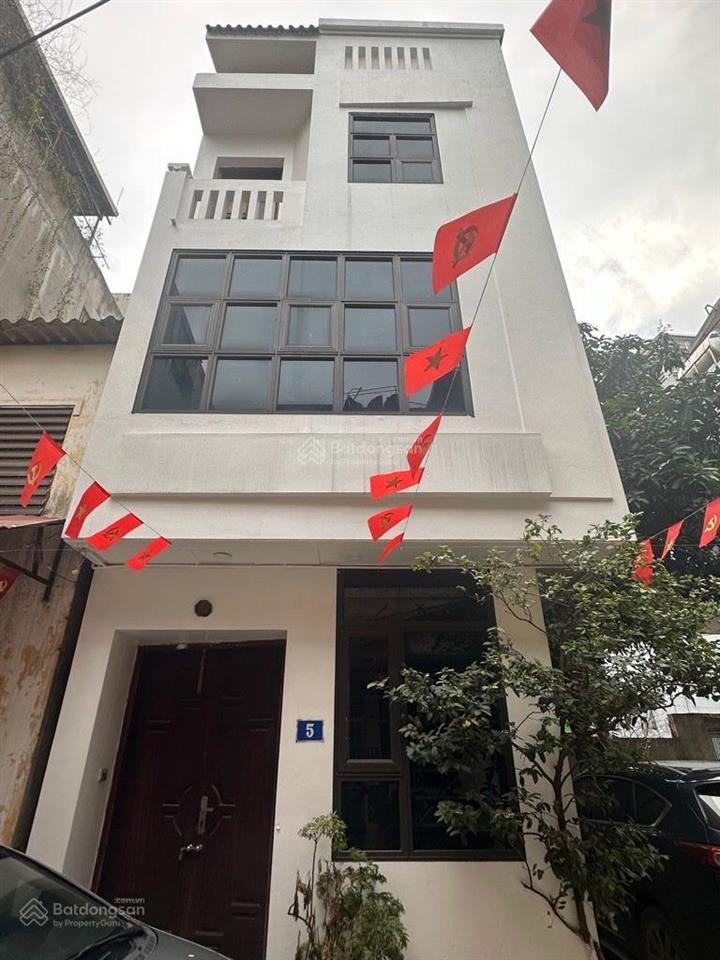 Nhà phú diễn 31m2, 4 tầng lô góc ô tô vào nhà sát hồ phú diễn, 2 mặt ô tô, ô tô vào nhà