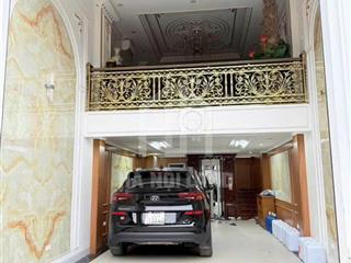Văn tiến dũng55m7 tầng thang máyô tô ngủ trong nhànội thất hiện đại * vị trí đắc địa, cách ph
