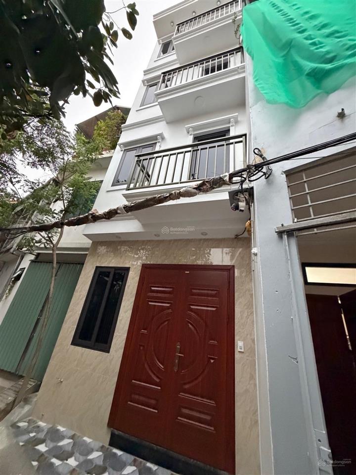 Sát ngã tư trôi| 42m 4t | chỉ 5,x tỷ nhà đẹp ở ngay 2 mặt thoáng 50m ô tô & bãi đỗ 50