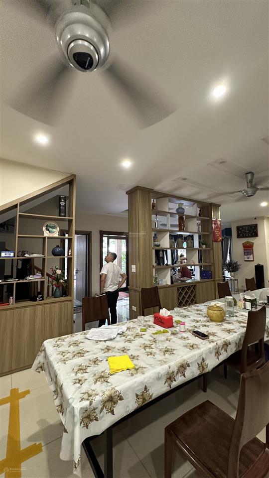 Biệt thự sân vườn tân tây đô 205m 4 tầng nhỉnh 23 tỷ phân lô ô tô tránh, gara riêng