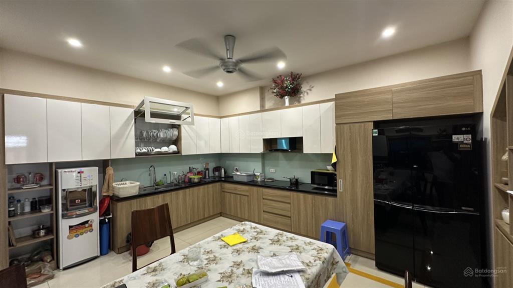 Biệt thự sân vườn tân tây đô 205m 4 tầng nhỉnh 23 tỷ phân lô ô tô tránh, gara riêng