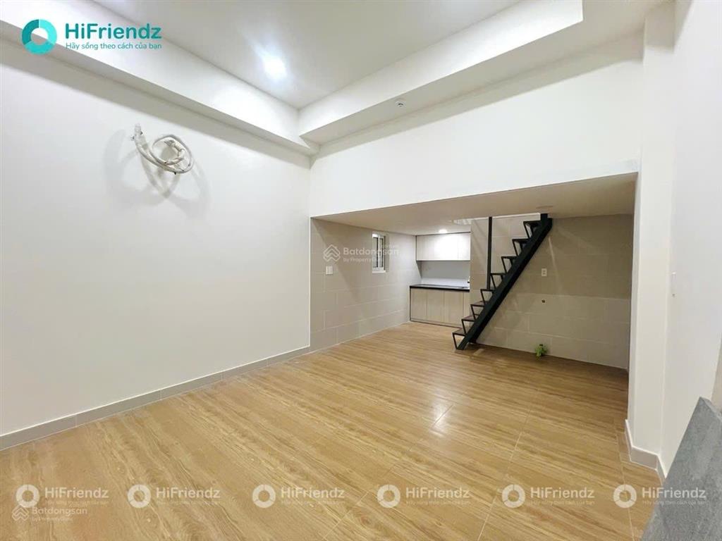 Cho thuê kiot  mặt bằng kinh doanh 40m2 tại trần thị điệu sát đỗ xuân hợp, xa lộ hà nội quận 9