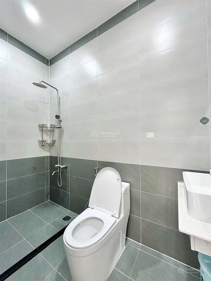 Căn hộ cao cấp ban công mới xây 100% full nội thất gần xa lộ hà nội, đỗ xuân hợp, metro bình thái