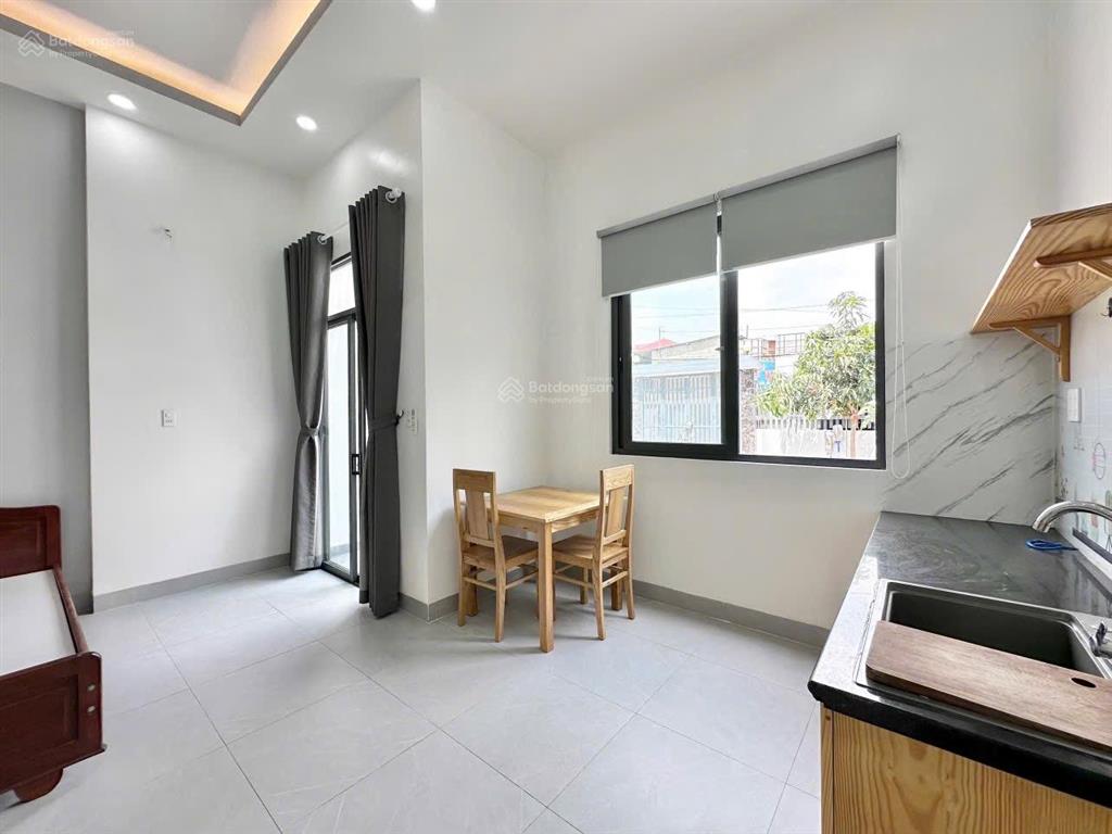 Căn hộ cao cấp ban công mới xây 100% full nội thất gần xa lộ hà nội, đỗ xuân hợp, metro bình thái