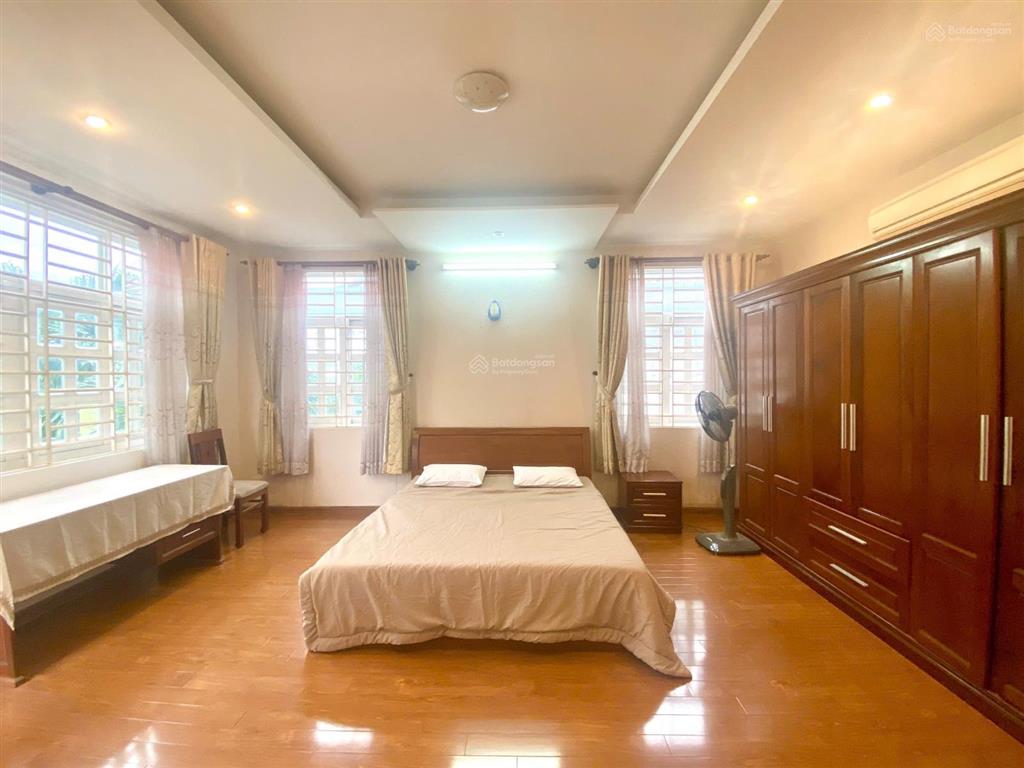 Studio ban công rộng diện tích 35m2 full nội thất tại kdc phú nhuận gần global city quận 9