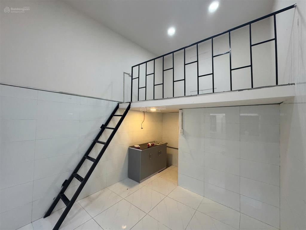 Cho thuê nhà trọ 30m2 gần metro ngã tư thủ đức tại đường số 5 tăng nhơn phú b, q9, hcm