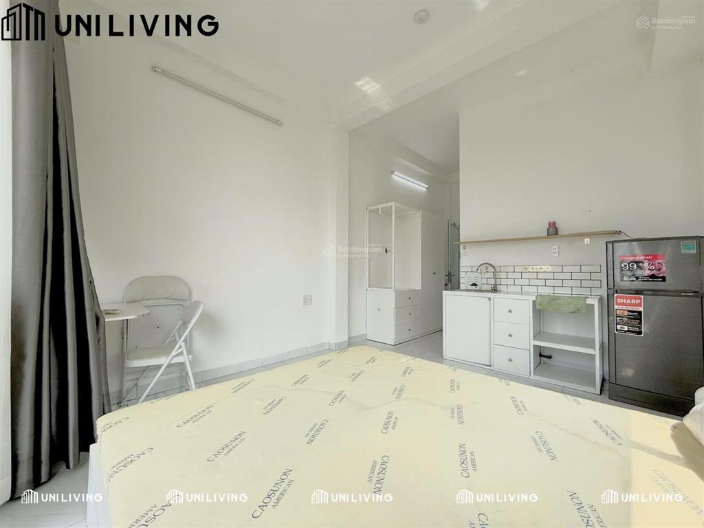 [q.9] cho thuê căn hộ ban công rộng 32m2 full nội thất ở liên phường cạnh vòng xoay liên phường