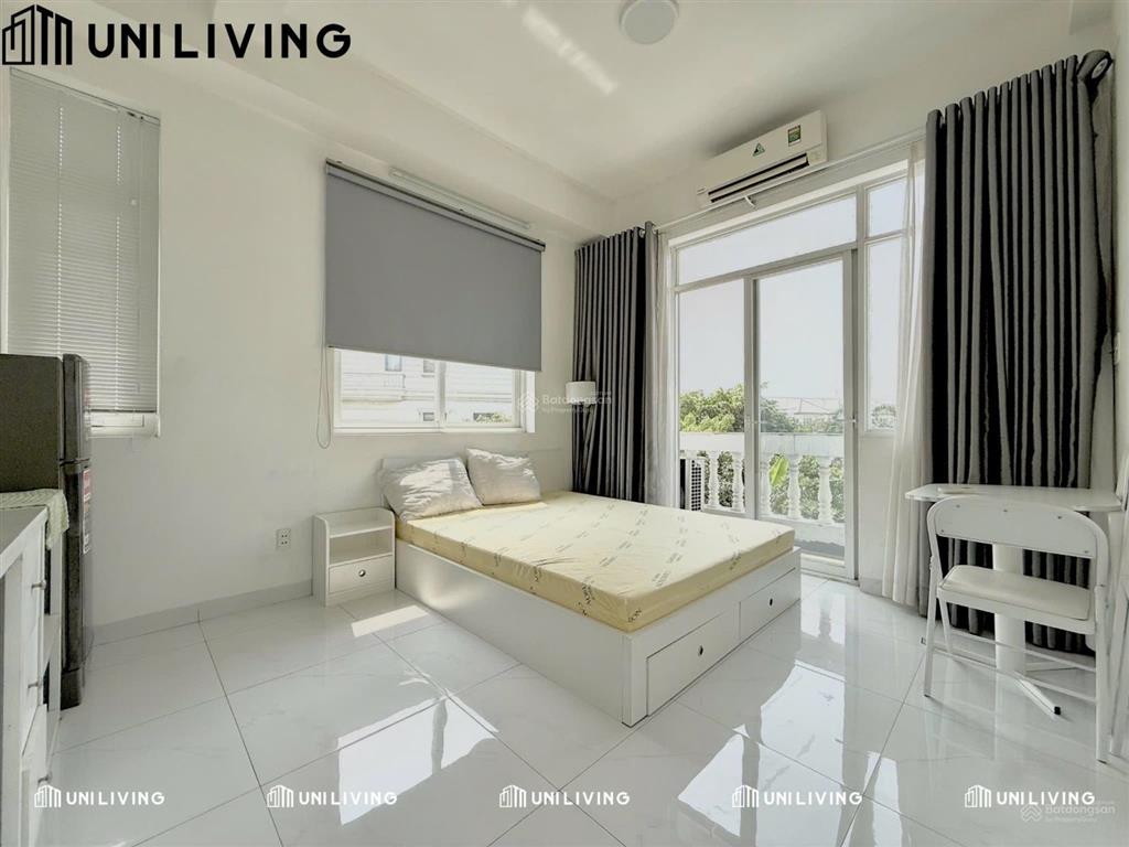 [q.9] cho thuê căn hộ ban công rộng 32m2 full nội thất ở liên phường cạnh vòng xoay liên phường