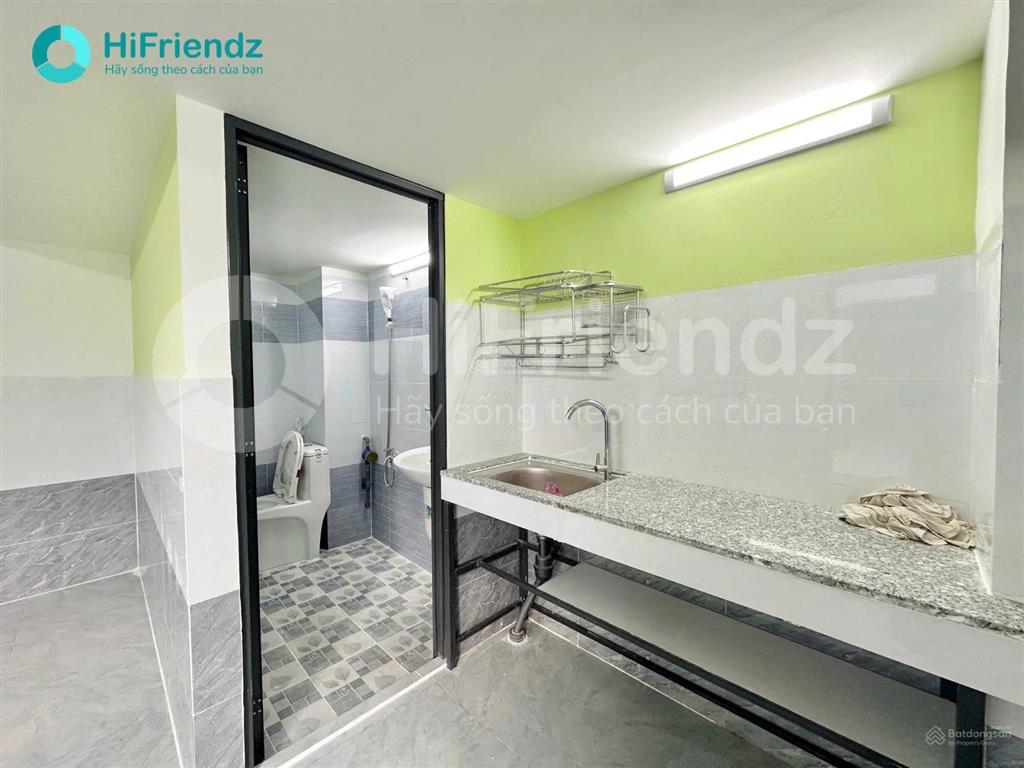 Cho thuê duplex gác cao giá 4tr 25m2 ở được đông người gần cđ công thương, ngã tư bình thái