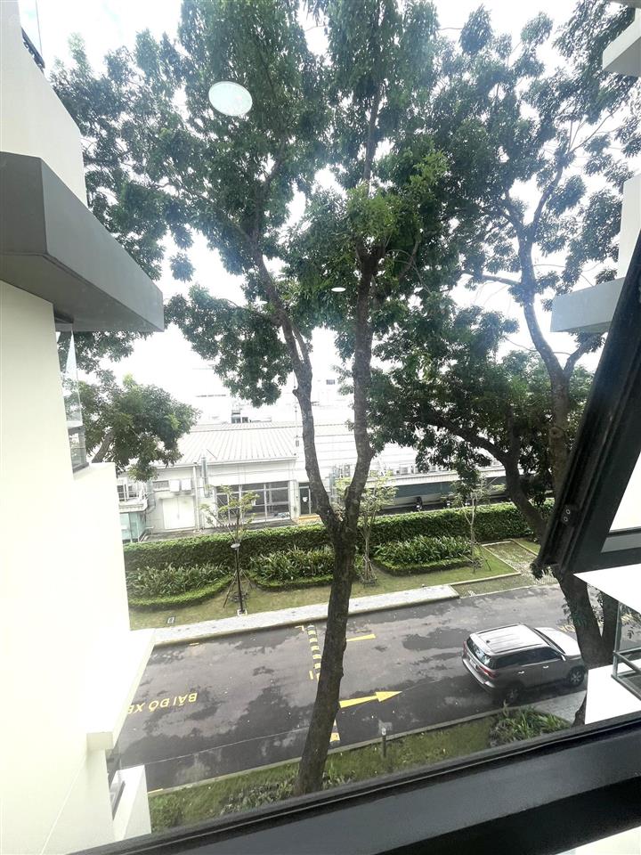 Bán gấp cc the habitat bình dương, 3,1 tỷ, 67m2, view cực chất