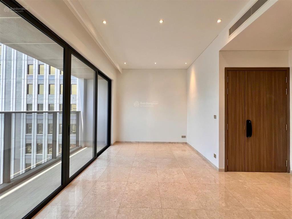 Bán căn 3pn 3wc thang máy riêng 120m2 giá cực tốt tại the marq