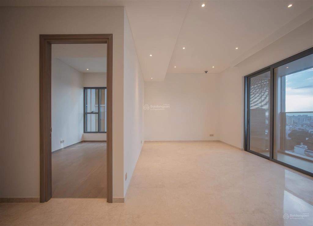 Bán căn hộ trung tâm sài gòn vài bước ra cầu ba son giá tốt cho căn 4pn 4wc