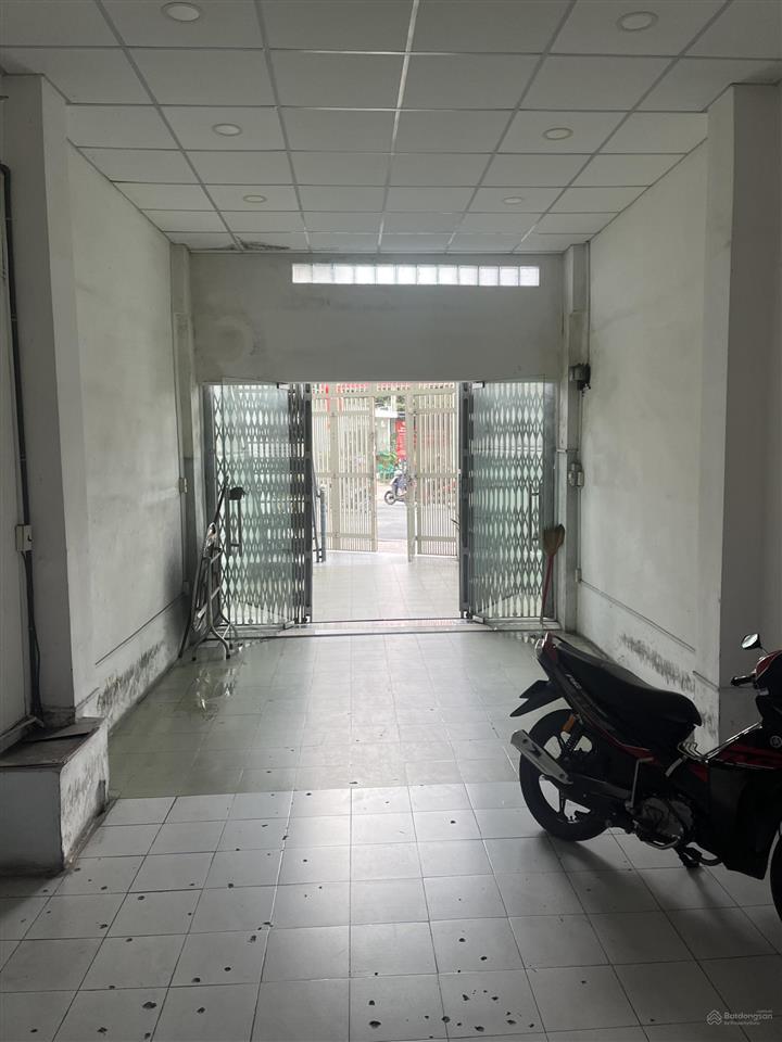 Cho thuê nhà mặt phố đào duy anh, 13 triệu, 80m2, giá tốt uy tín tại phường 9, quận phú nhuận