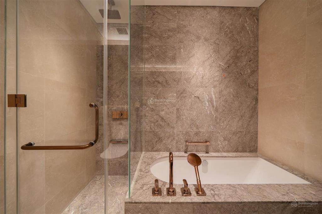 Bán căn hộ hạng sang the marq 4pn 4wc thang máy riêng chỉ 32,5 tỷ