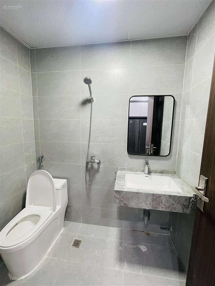 Chính chủ cần bán thanh khoản căn hộ 3 phòng ngủ full nội thất giá vô cùng hợp lý tại hh linh đàm