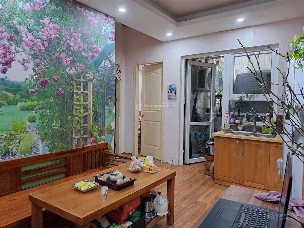 Gấp! cần bán thanh khoản căn hộ 45m2 giá vô cùng tốt tại hh linh đàm.  0965 289 ***