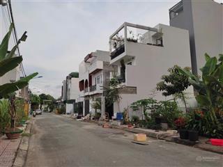 Giá tốt nhất hiện hữu  2.3 tỷ 50m2  gần vinhomes, vd3  23 phút metro  đường 9m, không ngập