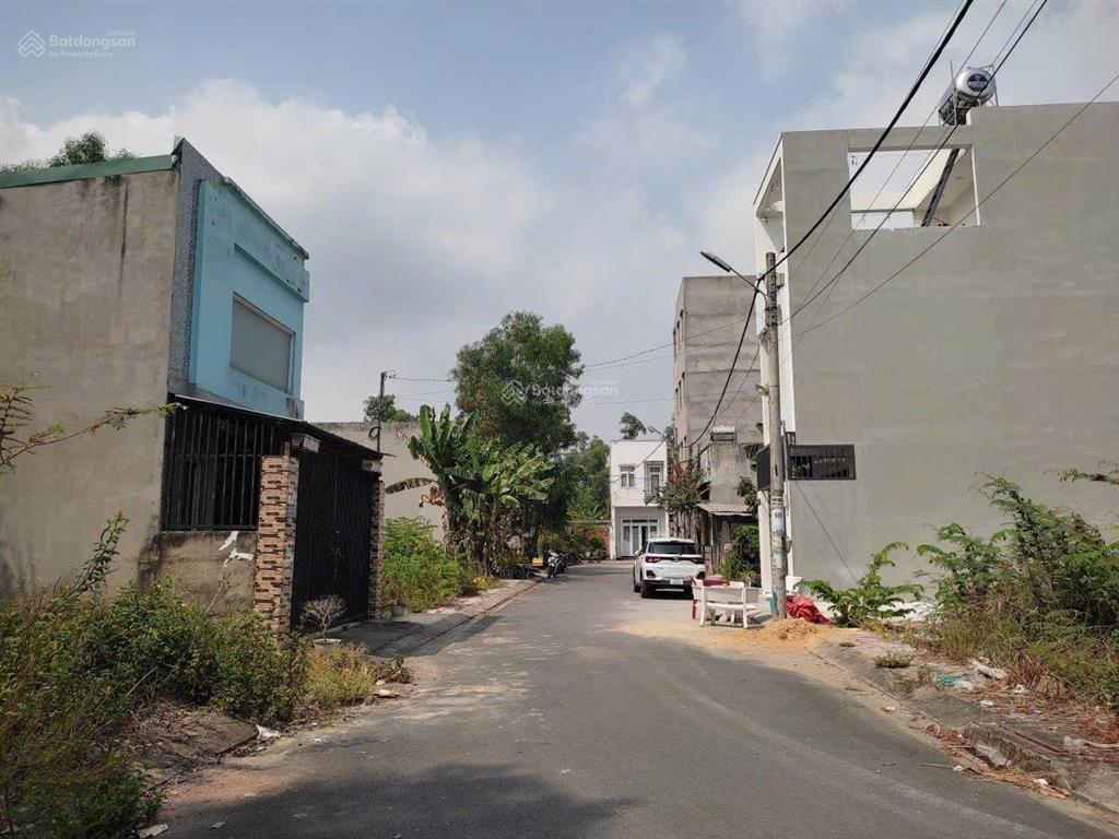 2,99 tỷ 64m2  10 phút vinhome, vd3  27 phút metro  kdc hiện hữu, xây 5 tầng, đường 9m không ngập