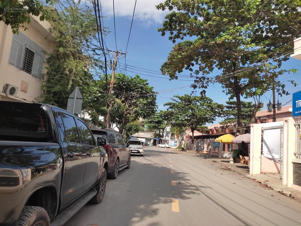 3,79 tỷ  hẻm xe hơi  14 phút metro, quận 2, khu cnc  19 phút trung tâm  95m² (5x19) 100% odt
