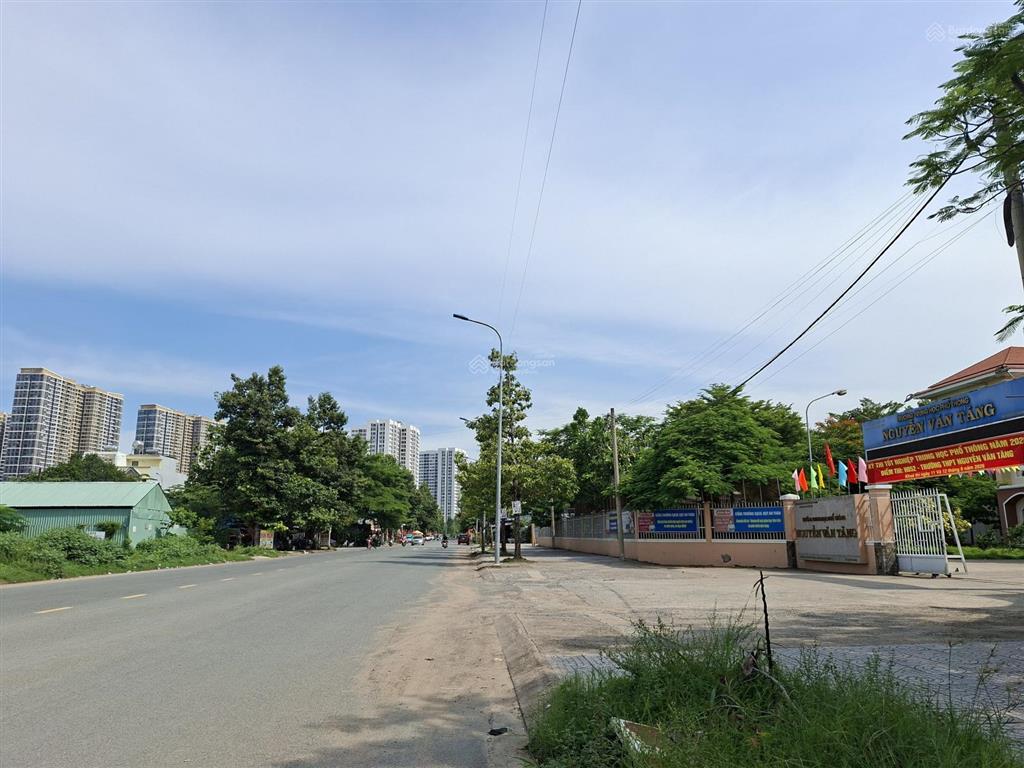 3 tỷ 62m2  gần vinhomes  20 phút metro  1km đầy đủ tiện ích  kdc hiện hữu, đường ôtô tránh