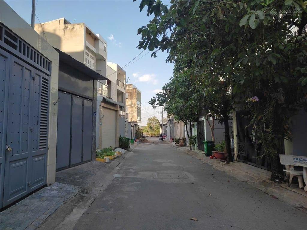 Gần vinhomes ~19 phút metro  1km đầy đủ tiện ích  kdc hiện hữu, đường ôtô tránh  3 tỷ 62m2
