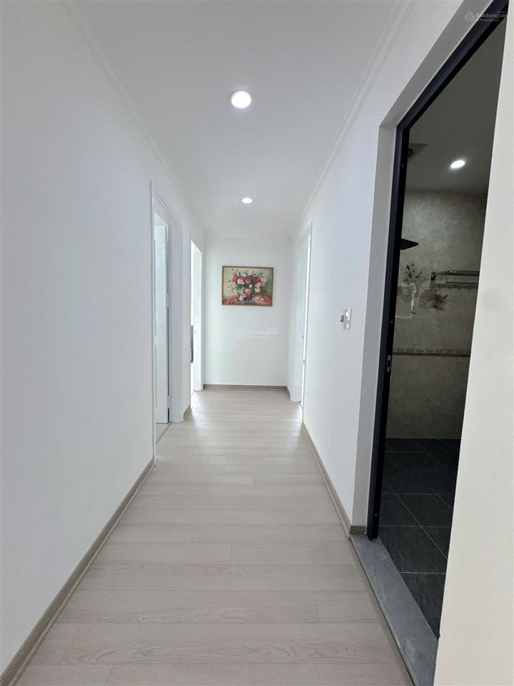 Hiếm có căn góc 3 ngủ view công viên, 128m2, giá chỉ 14,8 tỷ.  0343,202.831