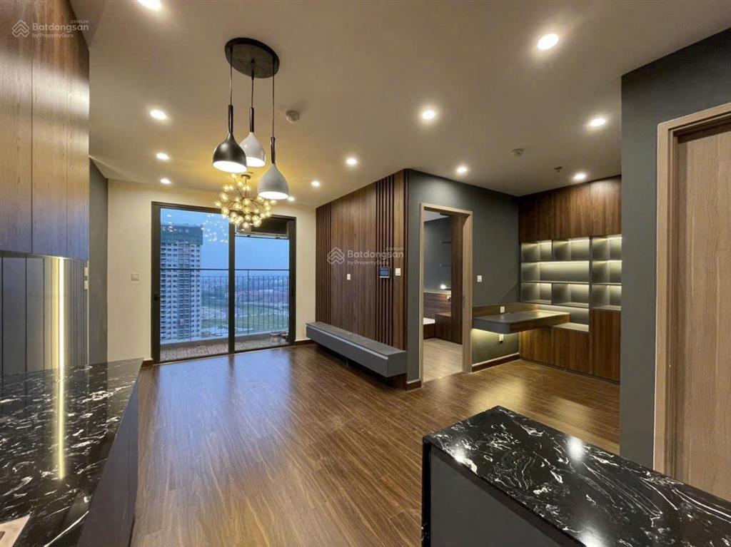 Duy nhất ! căn góc 3 ngủ, view cv cầu giấy, tầng trung, đồ cơ bản, chỉ 13,5 tỷ.  0343,202.831