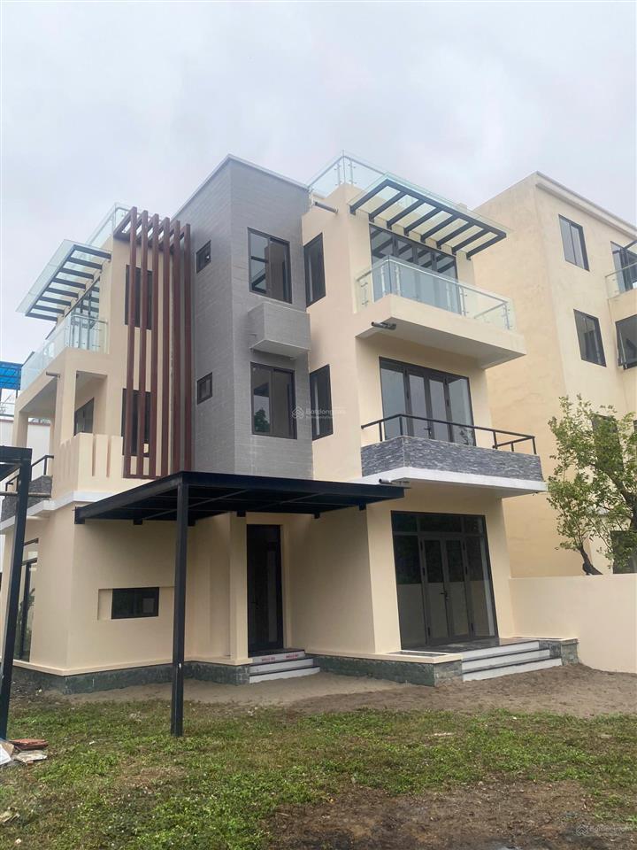 Chính chủ bán bt22 ven suối con gái, nhà thô, vị trí cực đẹp, không gian yên tĩnh.  0343,202.831