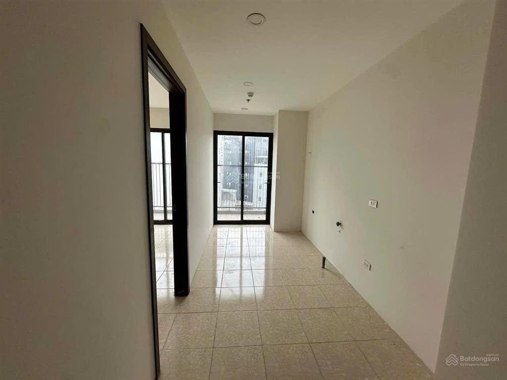 Chính chủ cho thuê 3 ngủ, nt cơ bản, ở ngay chỉ 15tr/tháng.  0343,202.831